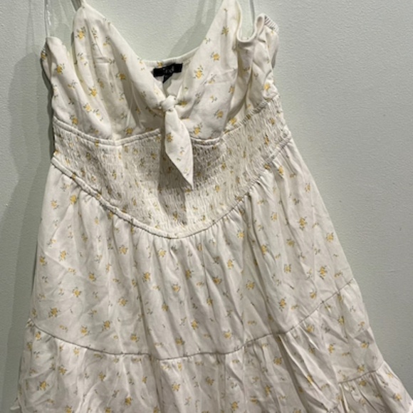 women causal dress - Picture 1 of 2